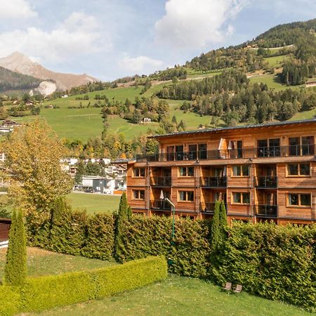 Alpenparks Montana Apartments Matrei in Osttirol Exterior photo