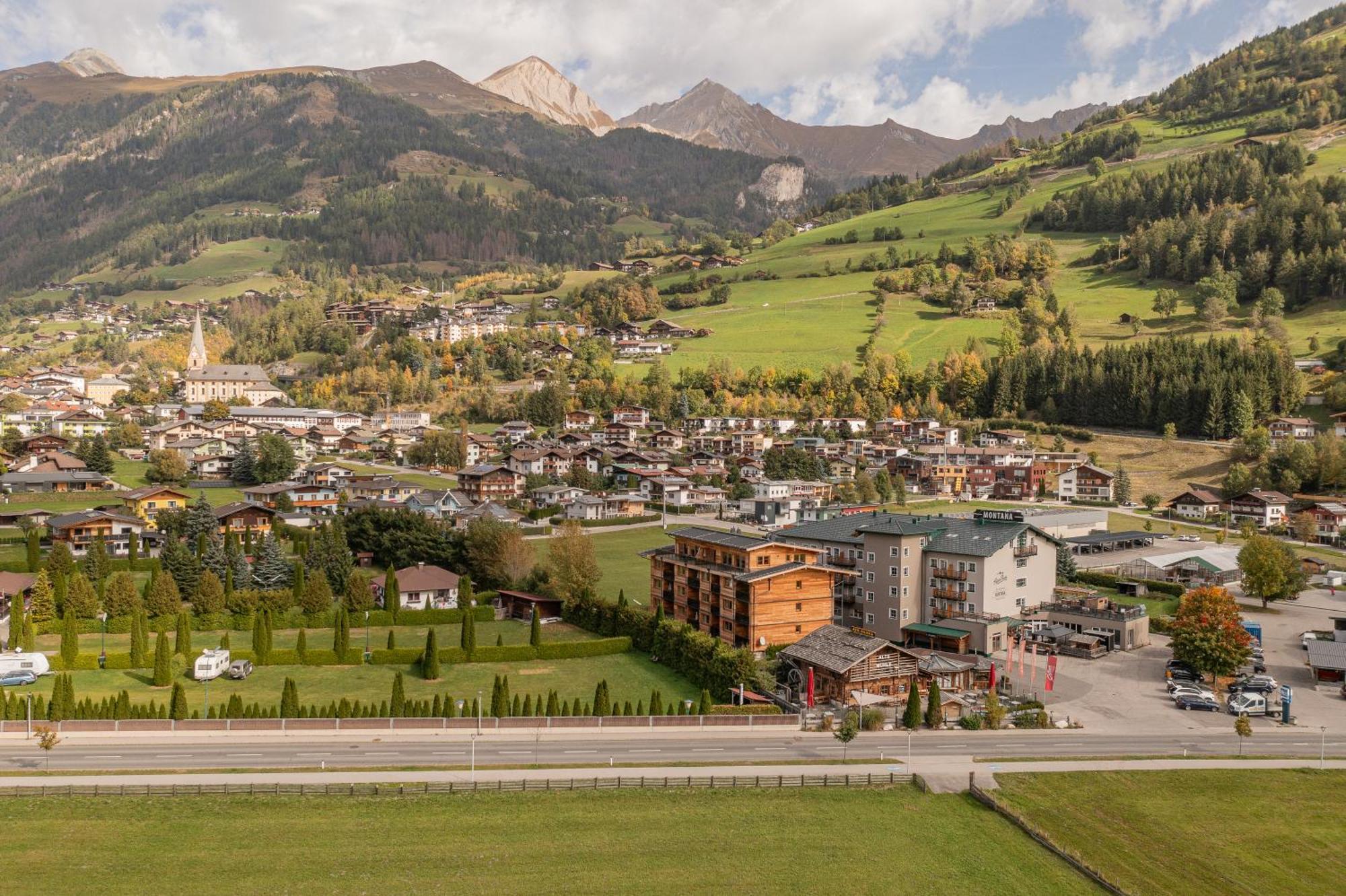 Alpenparks Montana Apartments Matrei in Osttirol Exterior photo