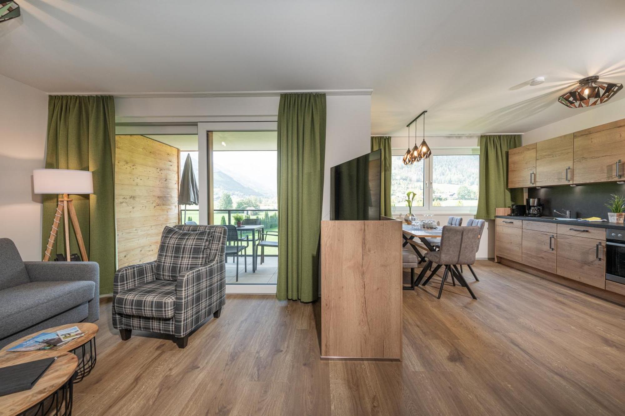 Alpenparks Montana Apartments Matrei in Osttirol Room photo