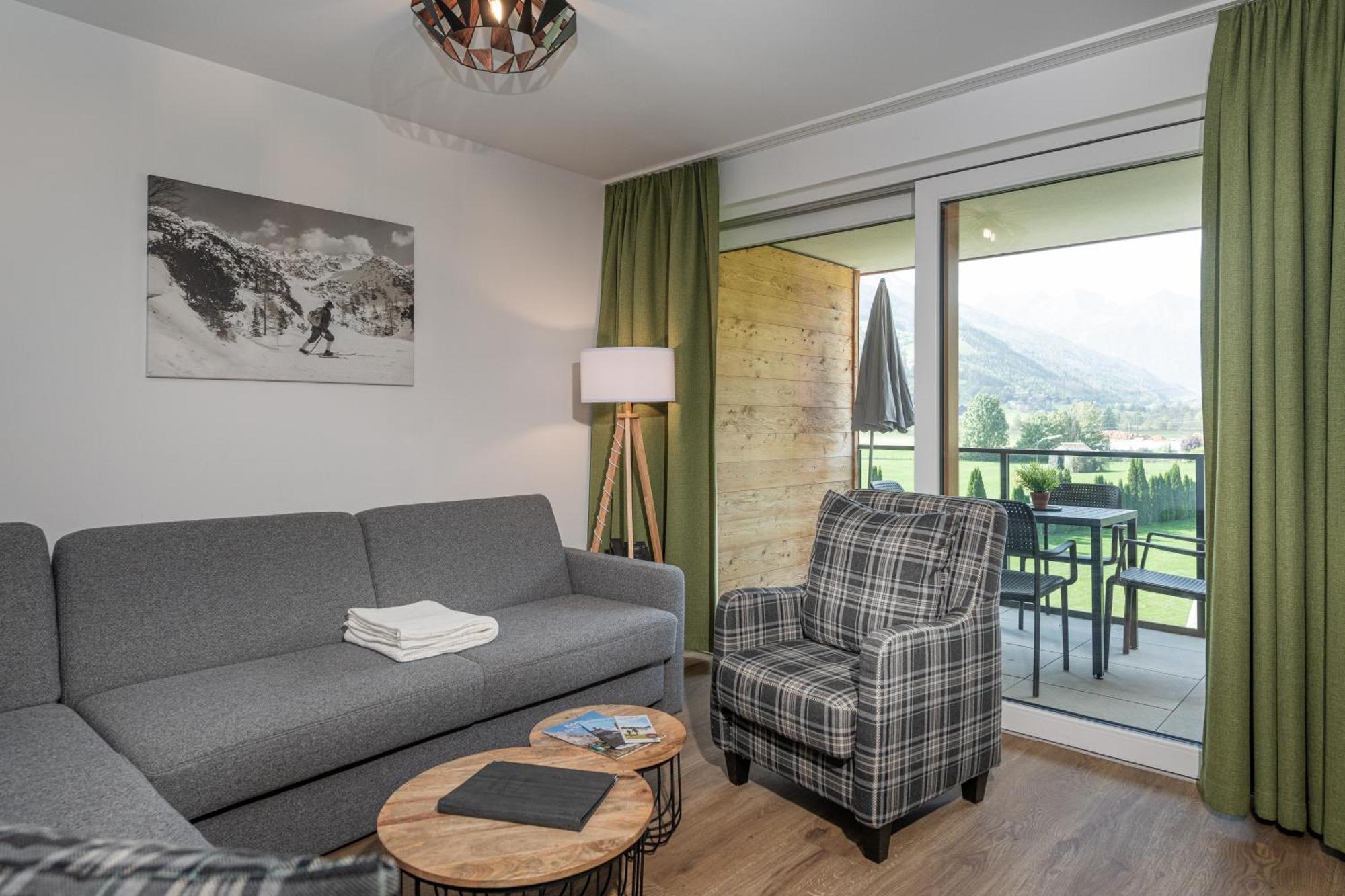 Alpenparks Montana Apartments Matrei in Osttirol Room photo